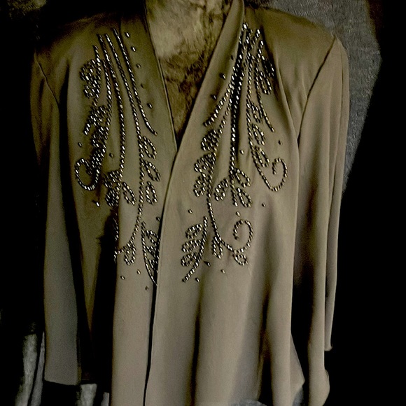 Like New RM Richards Wrap Size 14 - Picture 2 of 5